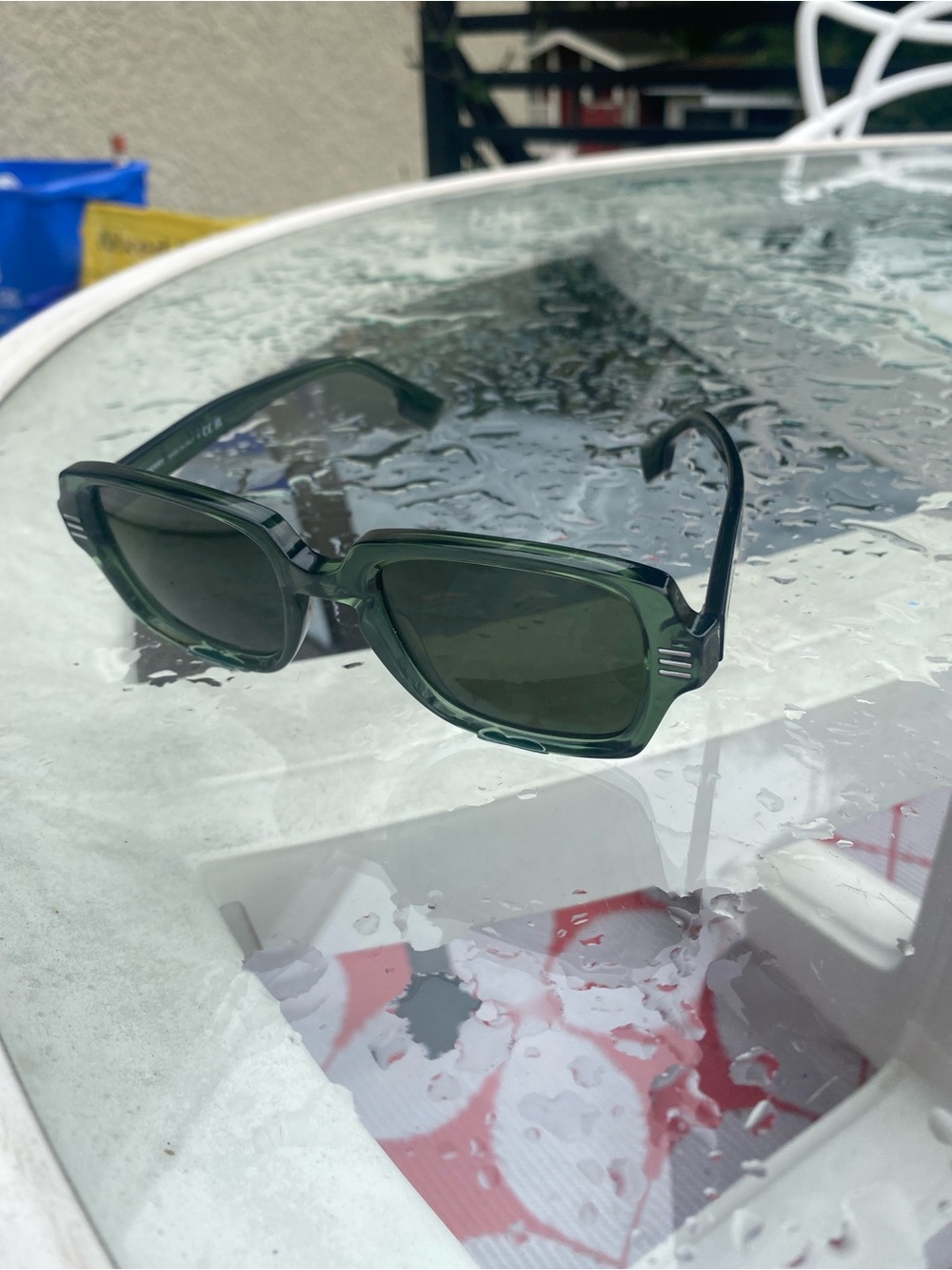 Burberry Eldon BE 4349 colour code 3946/71 Dark Green Square Men’s Sunglasses